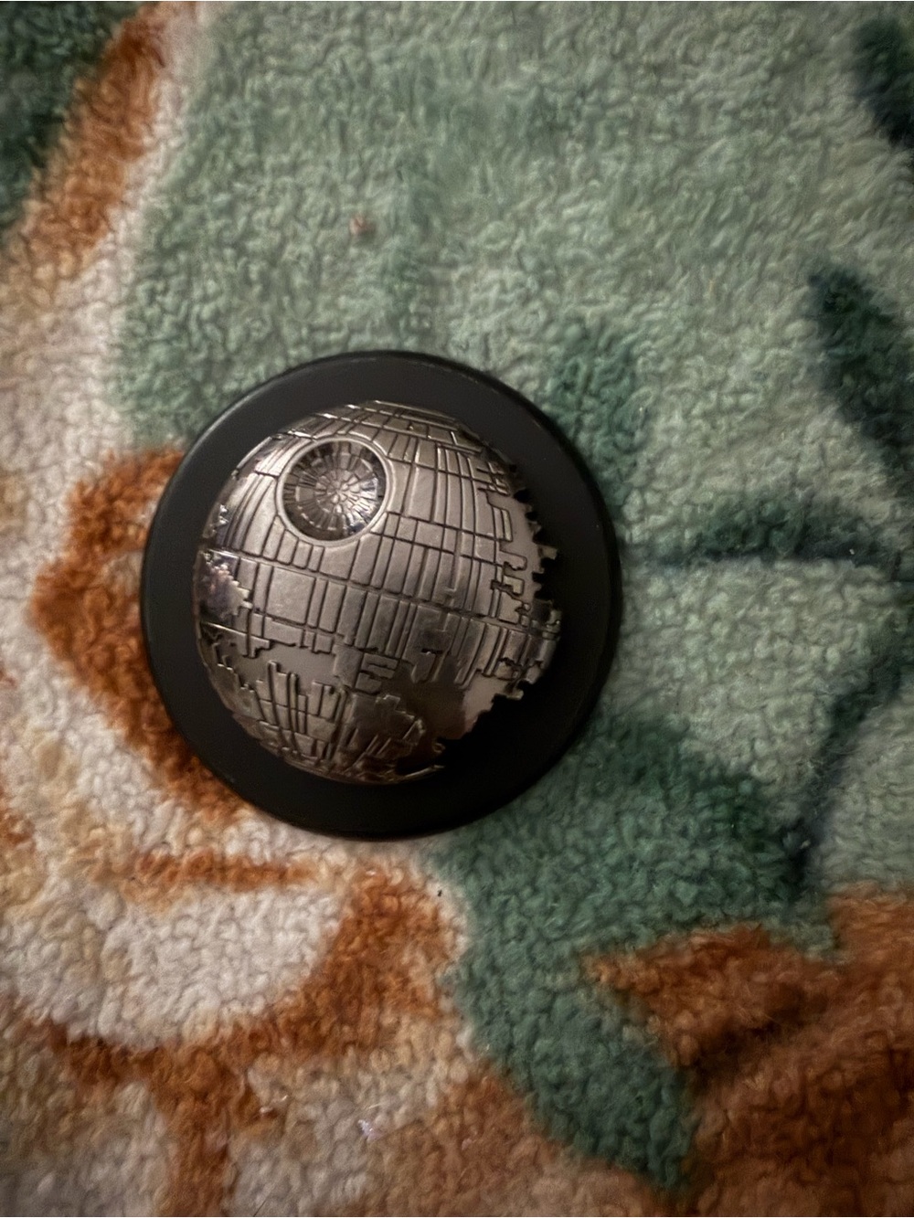 Death Star magnetic pop socket